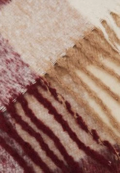 Fire & Glory FGPENILLE LONG SCARF - Scarf - Maroon -Fire&Glory shop 3a1beec3ccbc47fc8ffdb65c4201e2a8