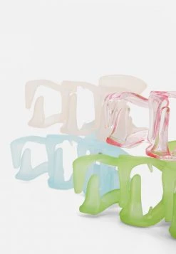 Fire & Glory FGDINE HAIRSHARK 4 PACK - Hair Styling Accessory - Forest Green -Fire&Glory shop 4f60b3dc41b94de7b6b330bd21f77b7f