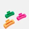 Fire & Glory YOLINDA HAIRSHARK 3 PACK - Hair Styling Accessory - Poison Green/pink/orange -Fire&Glory shop e457d7f1736b445aa3c771f8808569f4
